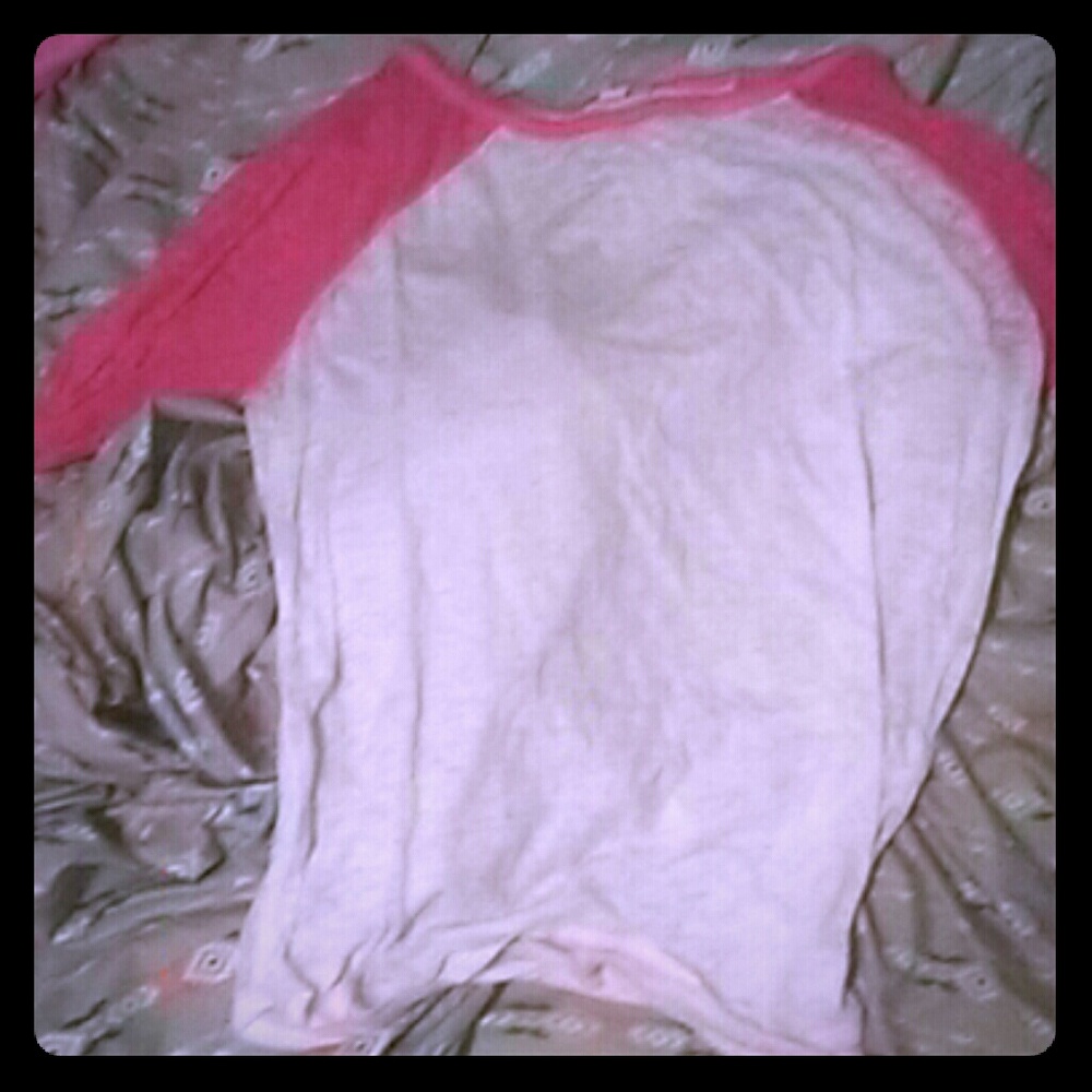 Three quarter shirt